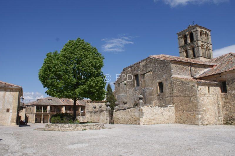 Foto de Iglesia de San Juan Bautista en Gomezserracín, Segovia
